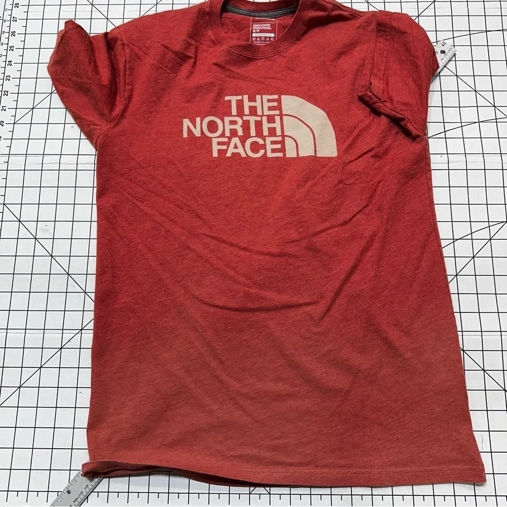 The North Face sz small shirt A32